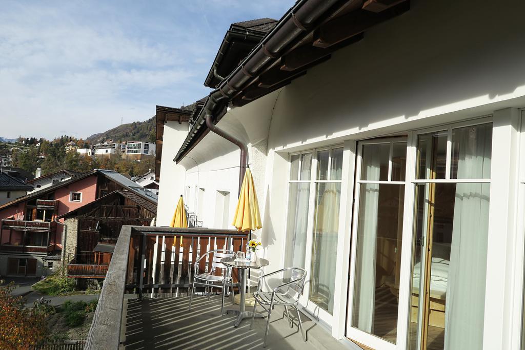 GABRIEL Hotel und Restaurant Scuol Exterior foto
